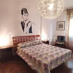 Rent 3 bedroom apartment of 135 m² in Milan