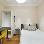 Rent a room of 100 m² in Lisboa