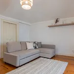 Rent 1 bedroom apartment of 48 m² in Lisbon