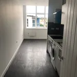 Rent 1 bedroom apartment in Bradford