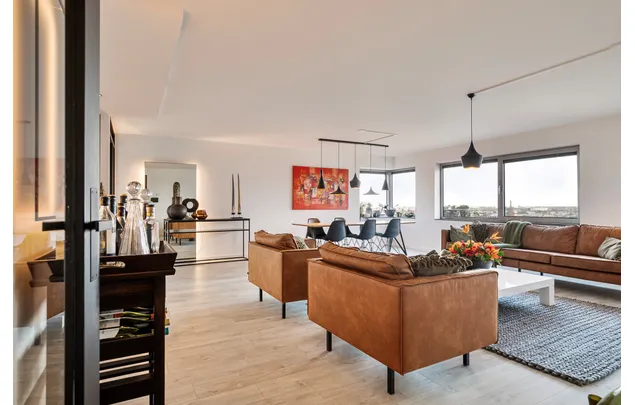 Huur 2 slaapkamer appartement van 137 m² in Rotterdam