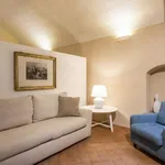 Rent 1 bedroom apartment of 55 m² in Florence