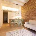 Rent 4 bedroom apartment of 12 m² in Barcelona