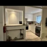 Rent 3 bedroom house in West Midlands