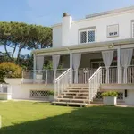 Rent 6 bedroom house of 380 m² in Rome