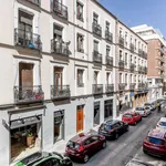 Alquilo 2 dormitorio apartamento de 60 m² en Madrid