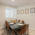 Rent 8 bedroom apartment in Valencia