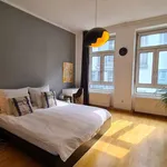 Miete 1 Schlafzimmer wohnung von 61 m² in Frankfurt