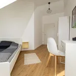 Rent a room of 213 m² in berlin