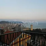 Affitto 3 camera appartamento di 85 m² in Salerno