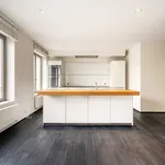 Huur 3 slaapkamer appartement van 204 m² in Brussels