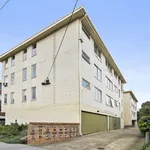 Rent 1 bedroom apartment in Melbourne