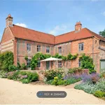 Rent 9 bedroom house in South East England