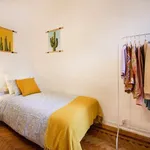 Rent a room in lisbon