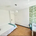 Rent 4 bedroom apartment in Seville