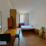 Rent 3 bedroom apartment of 70 m² in Milan