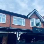 Rent 3 bedroom flat in Salford