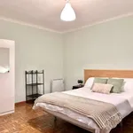 Rent a room of 209 m² in madrid