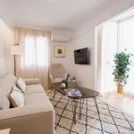 Rent 2 bedroom apartment of 861 m² in Seville