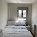 Rent a room of 70 m² in valencia