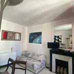 Rent 1 bedroom apartment of 350 m² in Paris