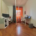 Rent 3 bedroom apartment of 86 m² in Milano