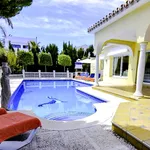 Rent 5 bedroom house of 1090 m² in Marbella