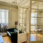 Appartement de 130 m² avec 6 chambre(s) en location à Paris