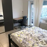 Miete 5 Schlafzimmer wohnung von 105 m² in Cologne