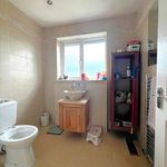 Rent 4 bedroom house in South East England