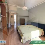 Rent 3 bedroom apartment of 90 m² in Milan