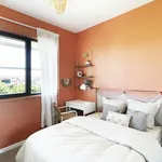 Rent 1 bedroom apartment of 10 m² in Paris