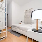 Rent 1 bedroom apartment in Porto