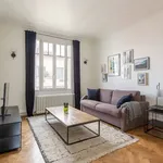 Appartement de 538 m² avec 1 chambre(s) en location à Lyon