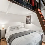 Studio of 323 m² in Paris