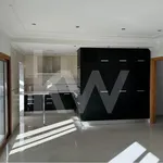 Rent 3 bedroom apartment of 89 m² in Lisbon