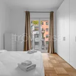 Rent 1 bedroom apartment of 90 m² in Milano