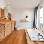 Appartement de 100 m² avec 4 chambre(s) en location à Paris