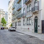 Rent 2 bedroom apartment of 76 m² in Lisbon