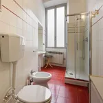 Rent 2 bedroom apartment of 90 m² in florence