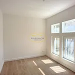 Appartement de 77 m² avec 4 chambre(s) en location à BAR