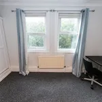 Rent 7 bedroom house in Leeds