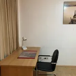 Rent 1 bedroom apartment of 30 m² in Düsseldorf