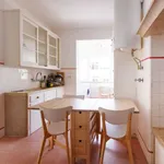 Rent a room in lisbon