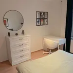 Rent a room of 100 m² in frankfurt