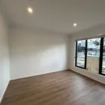 Rent 4 bedroom apartment in Coburg