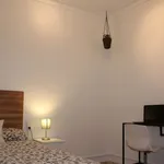 Rent a room in Barcellona