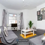 Rent 2 bedroom flat in Wales