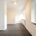 Maison de 1600 m² avec 4 chambre(s) en location à Uccle