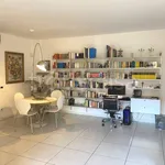 Rent 2 bedroom apartment of 65 m² in Milano